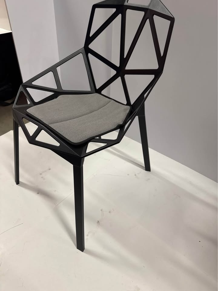 Actual Magis Chair One black chair — front angle